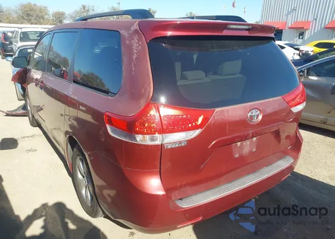 2011 Toyota Sienna Le V6 from USA, damaged, VIN 5TDKK3DC7BS171854